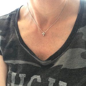 14kt gold 16" necklace and cross, with diamonds
